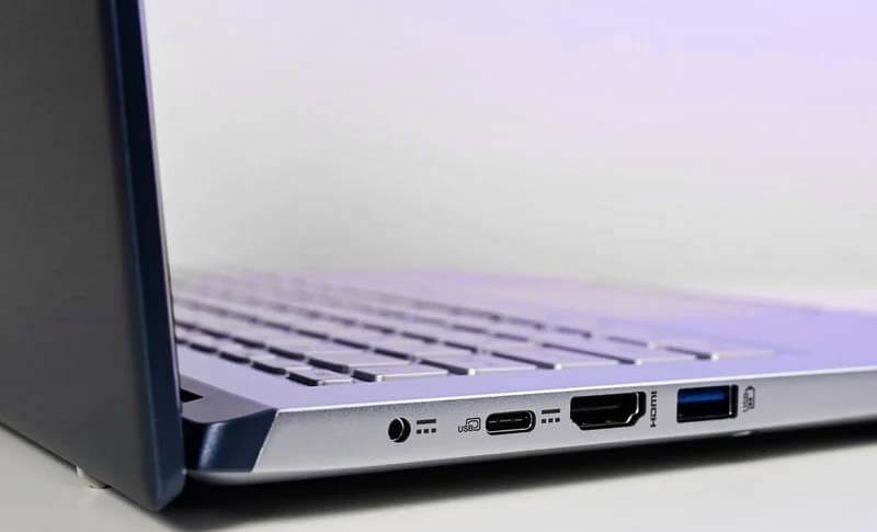 kết nối hiện đại của laptop Acer Swift X
