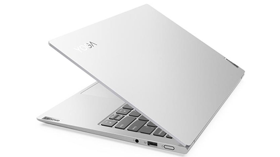 Laptop Lenovo Yoga Slim 7 Pro 14ACH5 đa dạng cổng kết nối