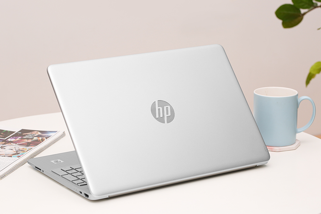 laptop HP 15s mỏng nhẹ thời trang